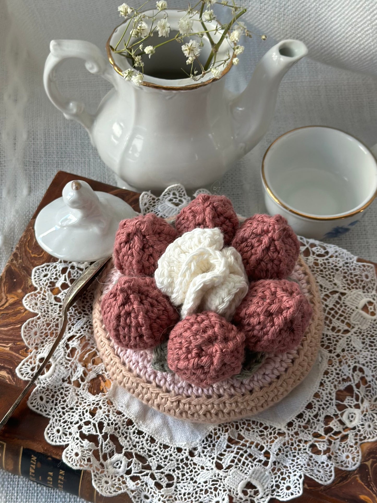 Strawberry tartlet