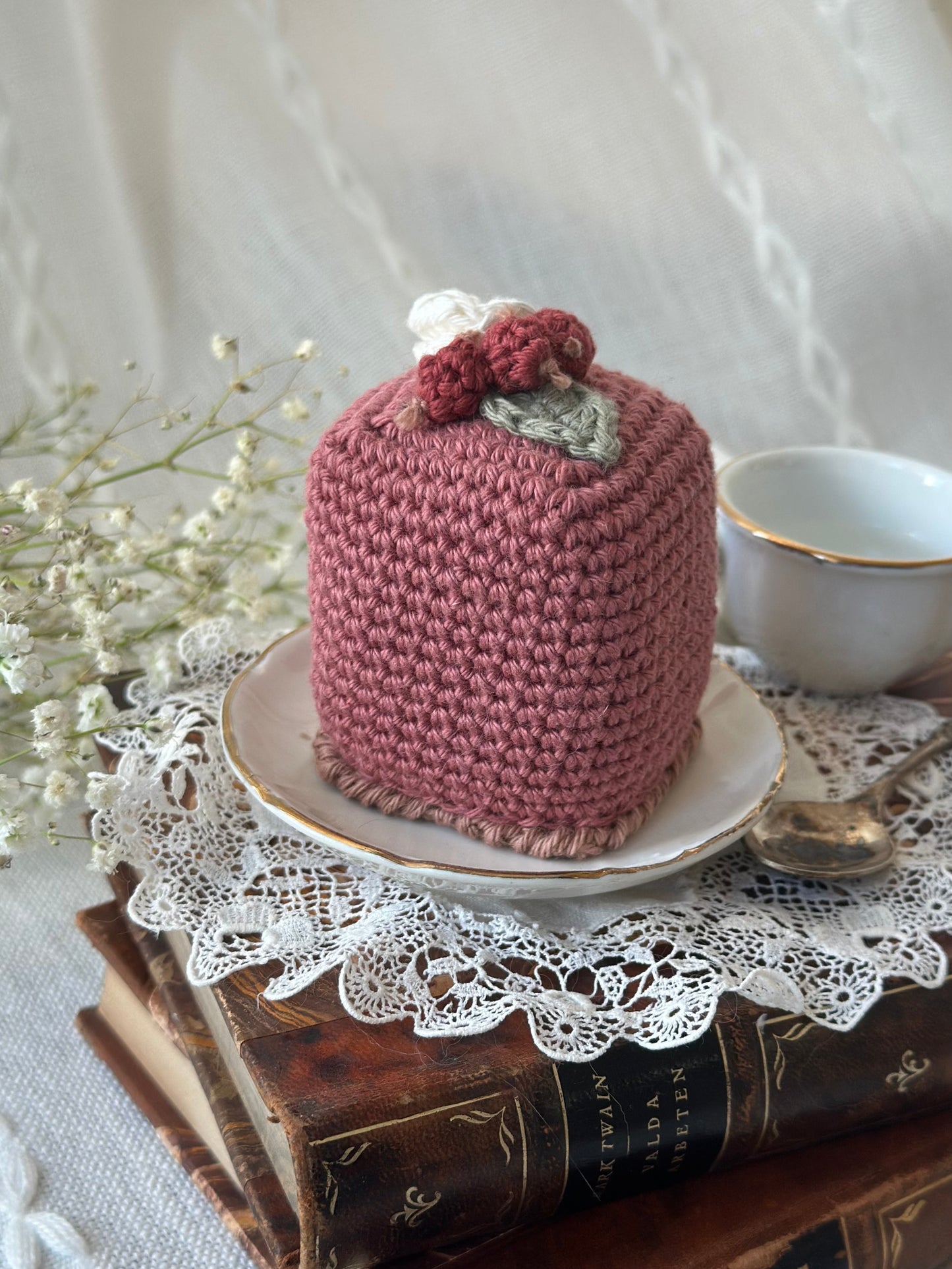 Red Currant cake