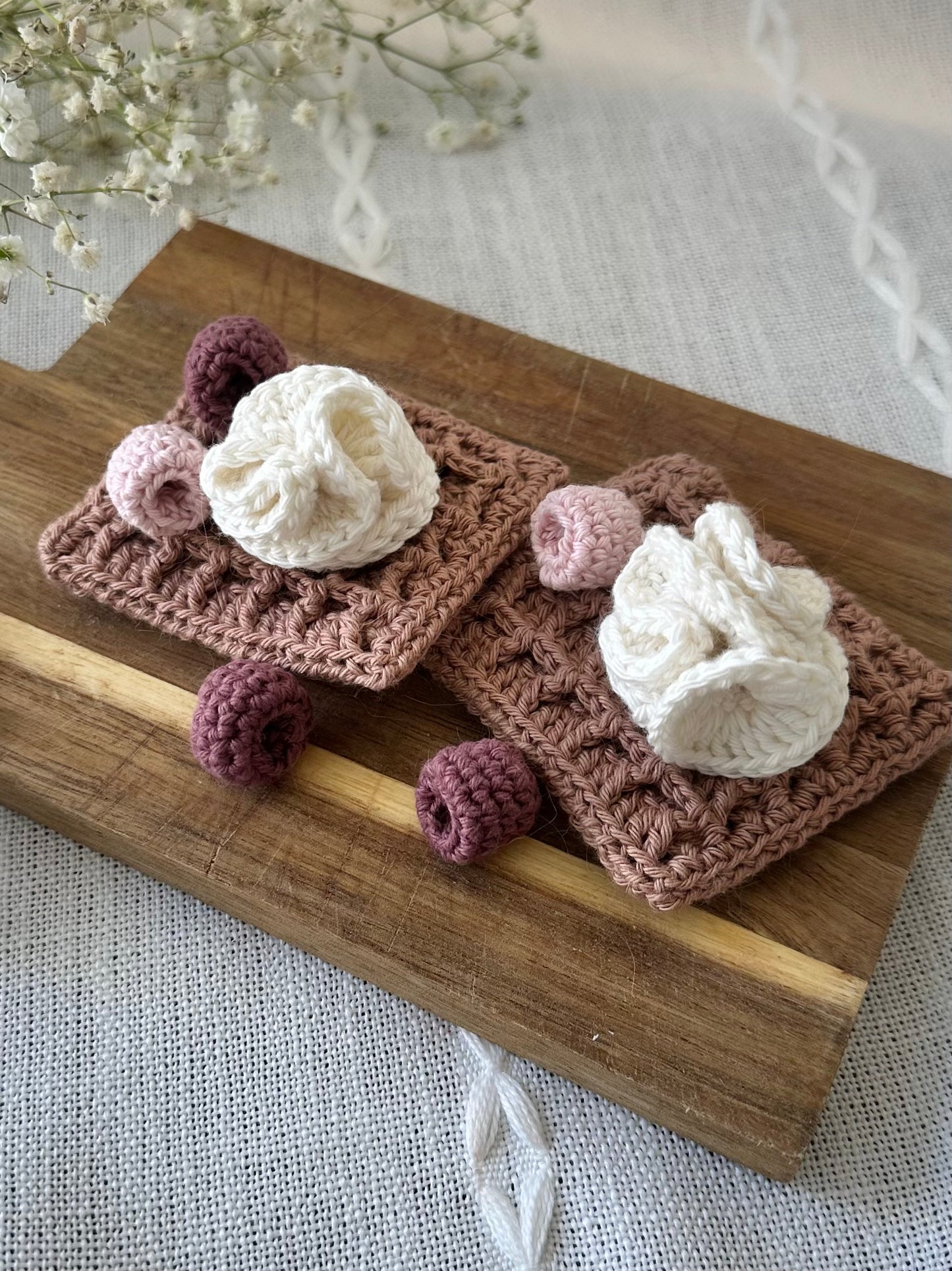 Berry waffle