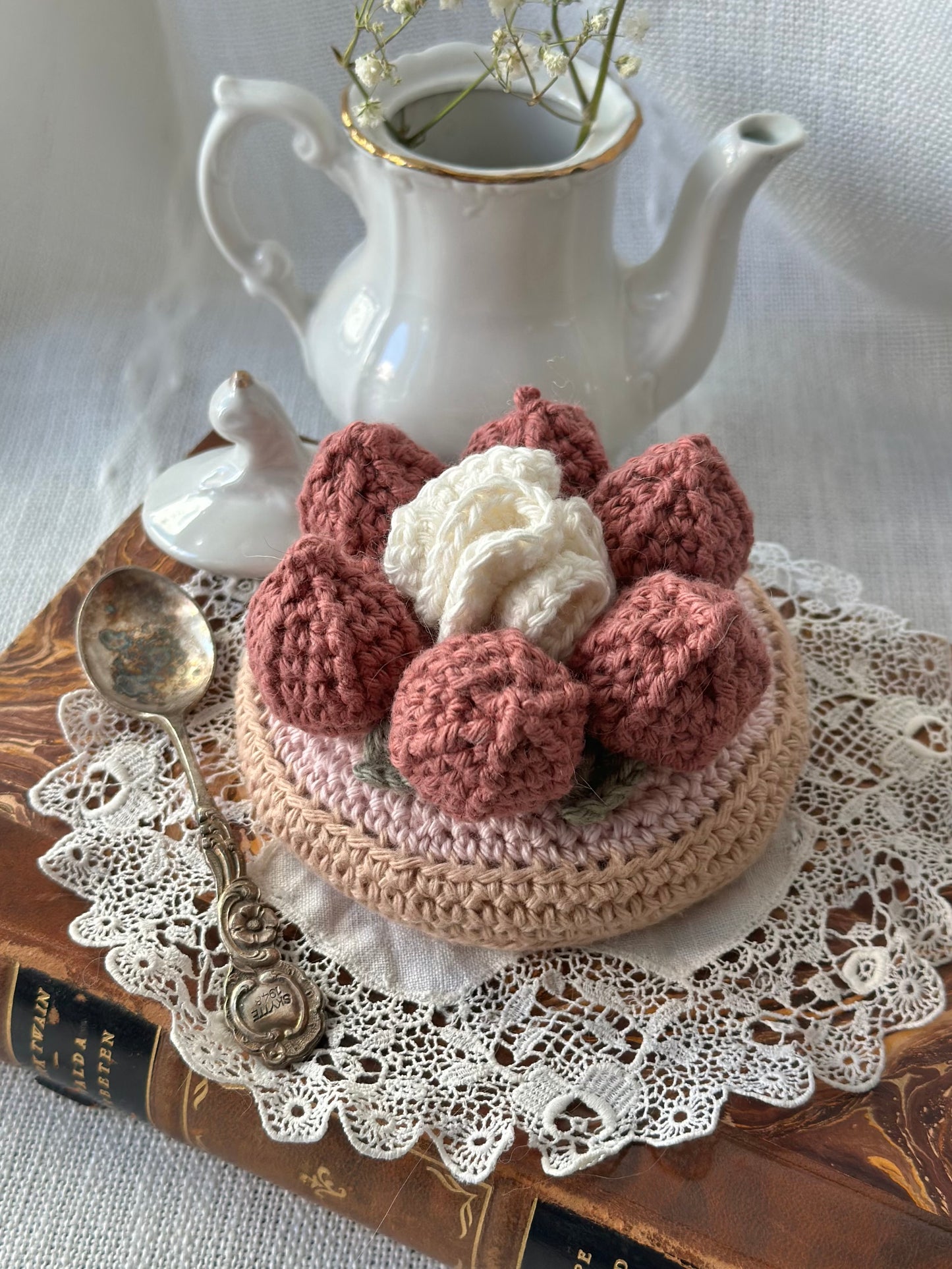 Strawberry tartlet
