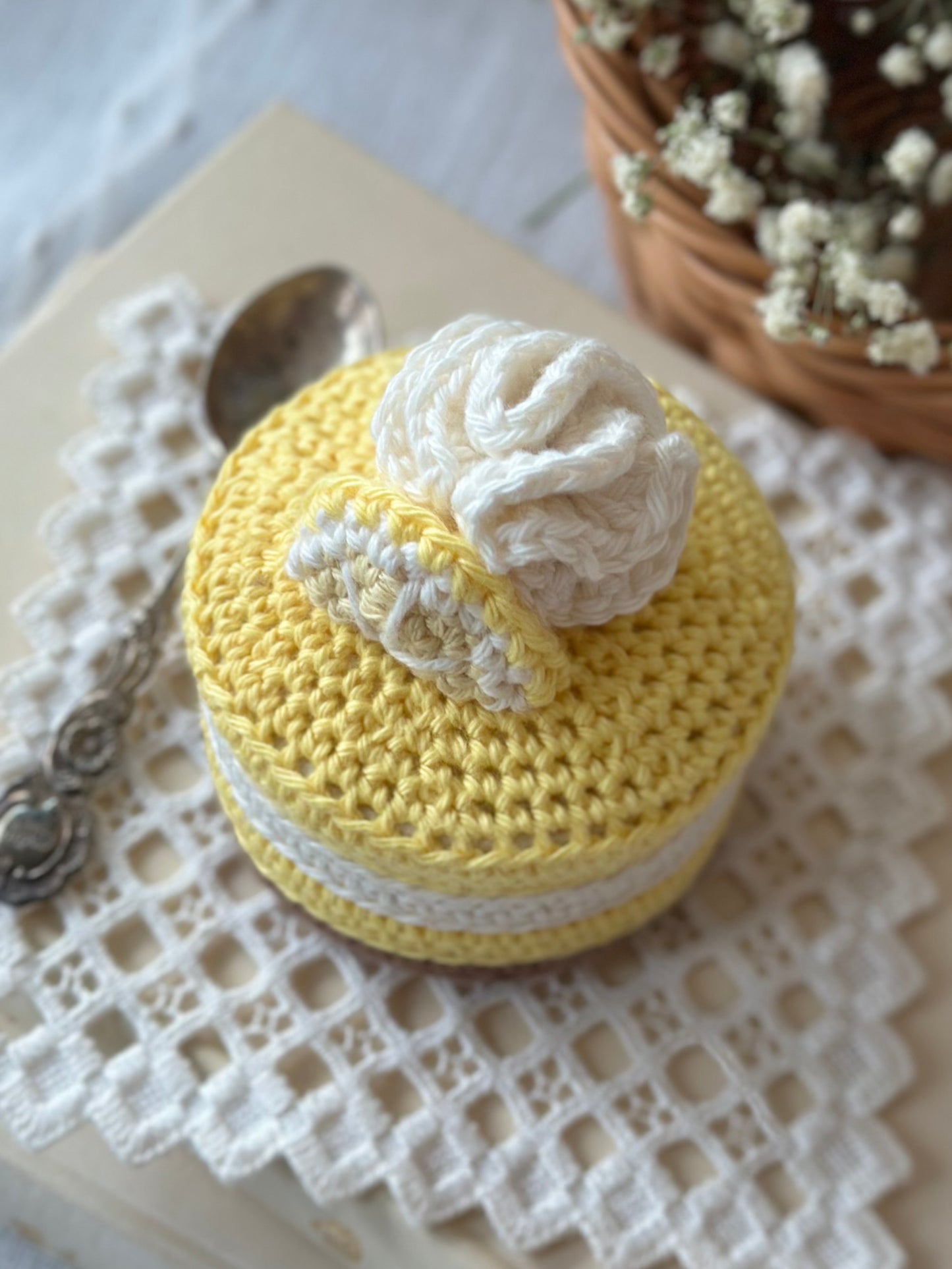 Lemon cake