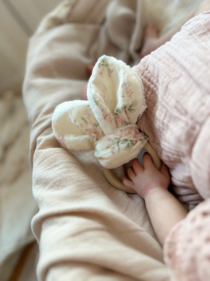 Bunny teether