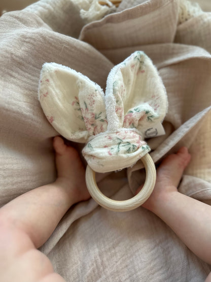 Bunny teether