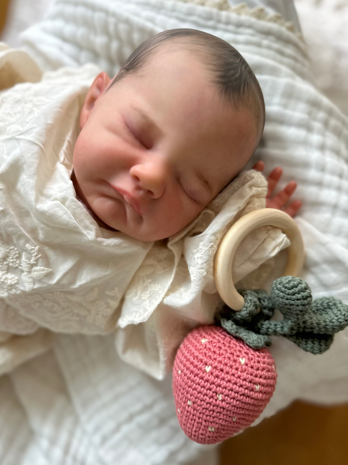 Strawberry rattle