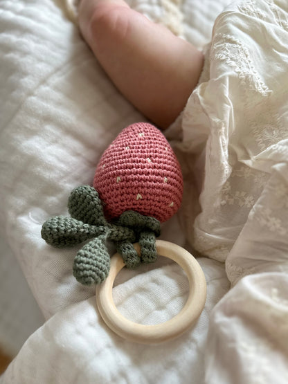 Strawberry rattle