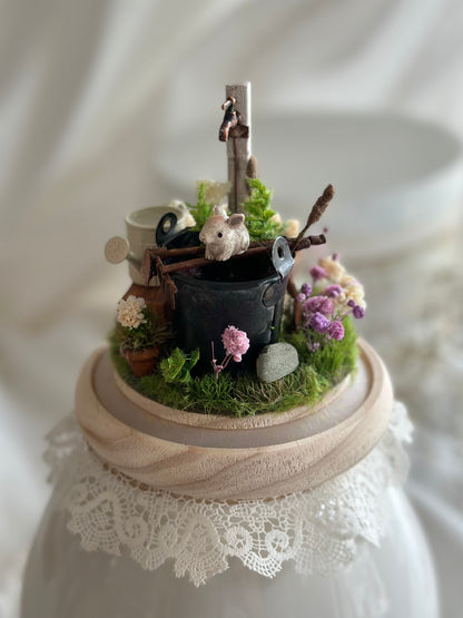 Miniature scenery - among the flowers