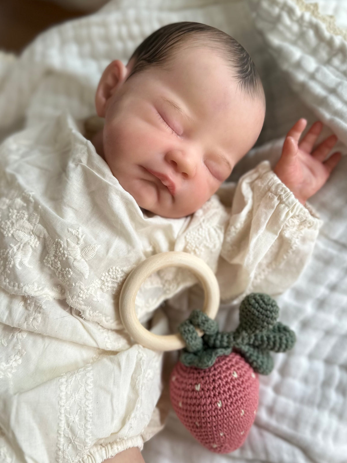 Strawberry rattle